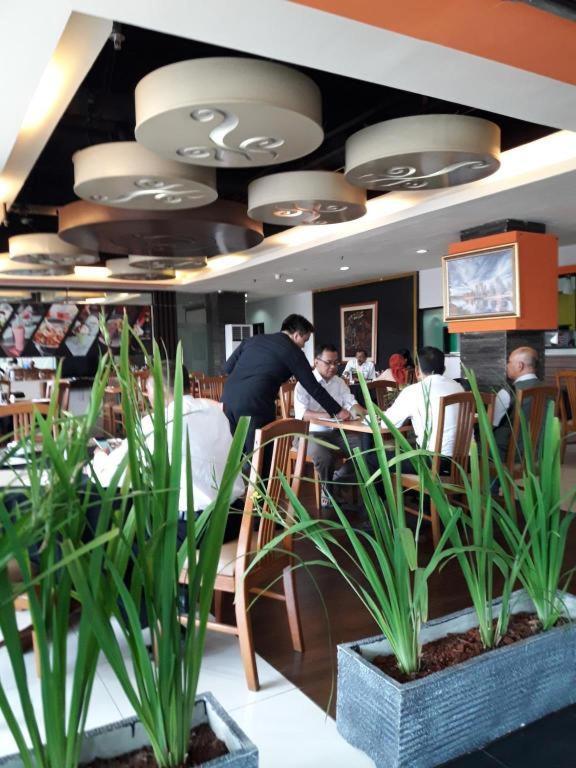 D'Arcici Hotel Cempaka Putih Jakarta Luaran gambar
